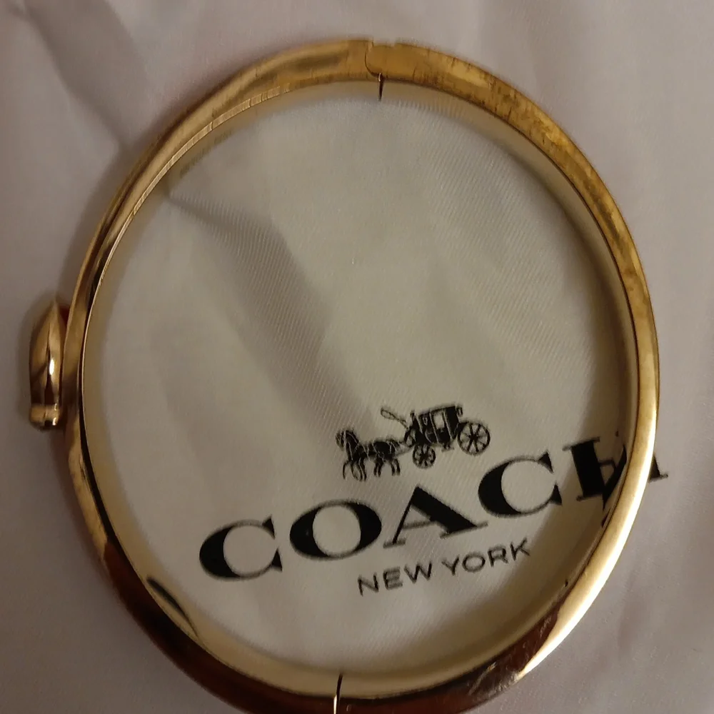 2-for-1 Coach pink & white bracelet - Picture 4 of 8